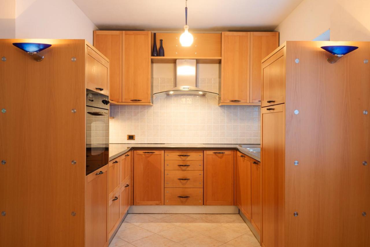 Strategic Apartment - Near Bolzano Prato all'Isarco Eksteriør billede